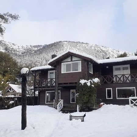 Indomito Hostel ซานคาร์ลอส เด บาริโลเช ภายนอก รูปภาพ